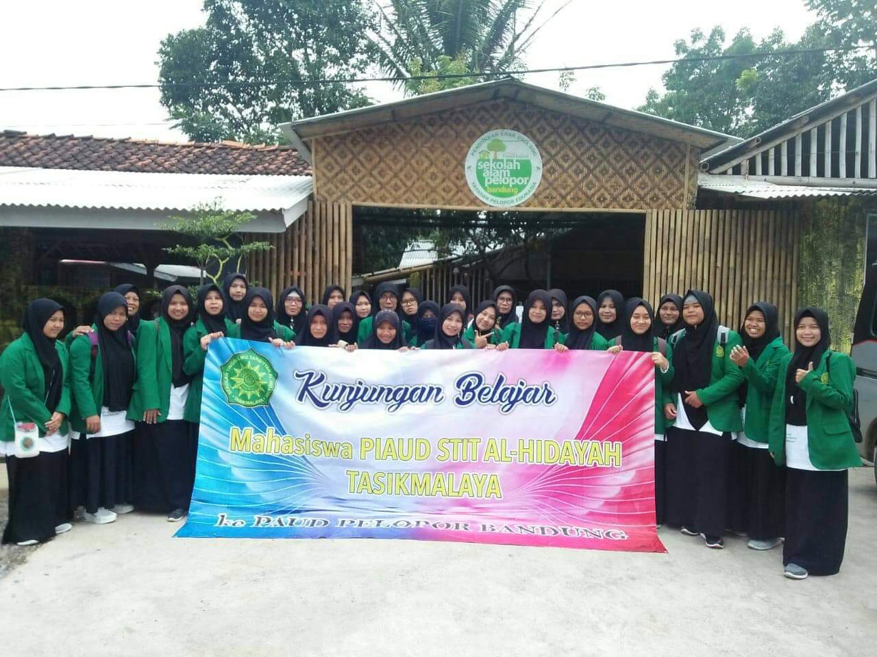 Study Banding Prodi Piaud Ke Sekolah Alam Pelopor Bandung