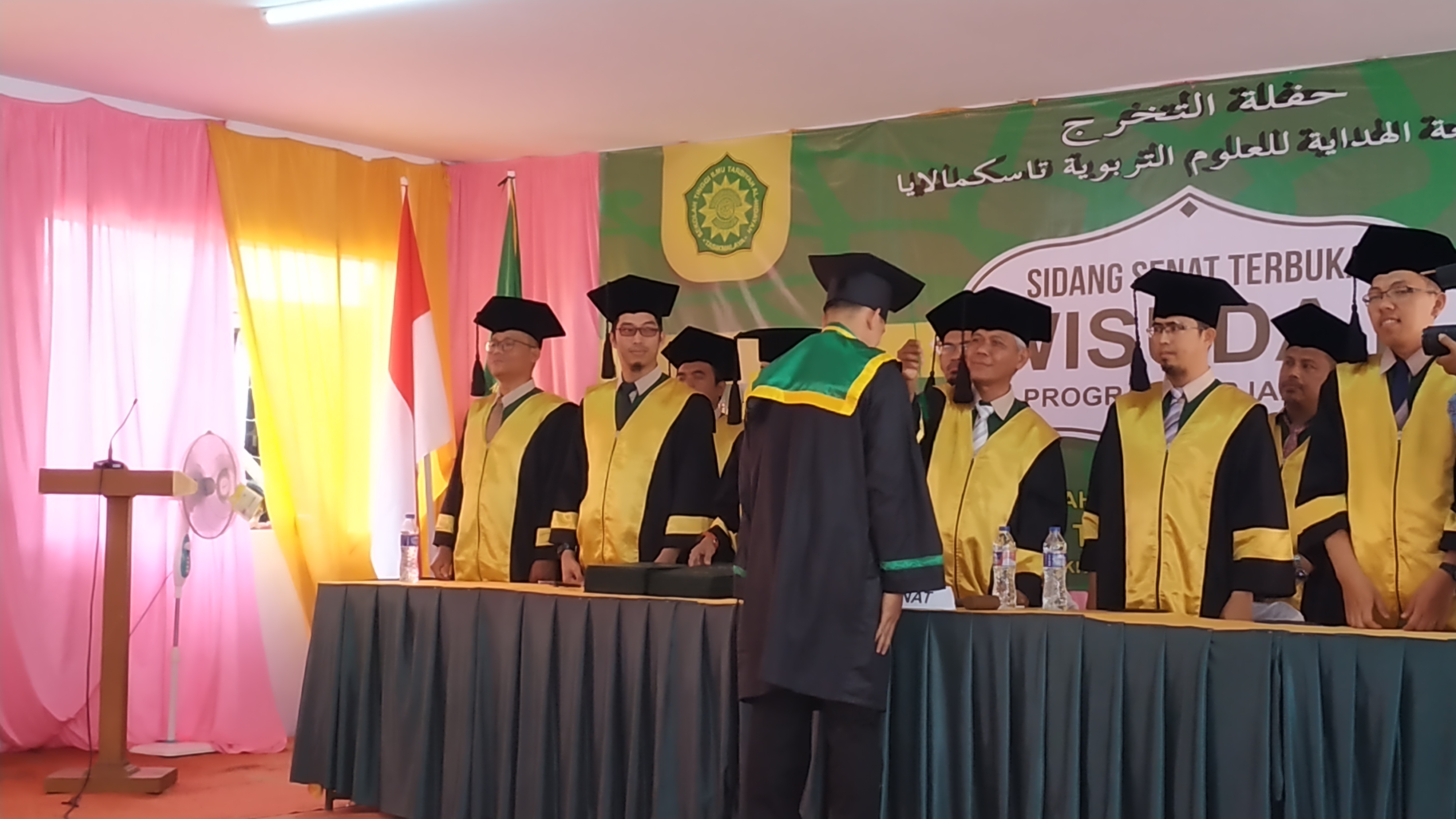 Wisuda 2 stit al-hidayah tasikmalaya