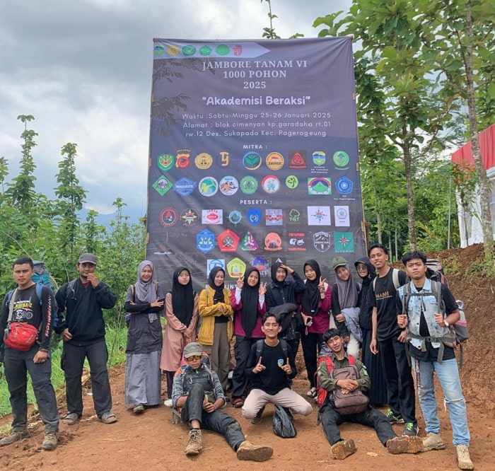 STAI Al Hidayah Tasikmalaya Berpartisipasi Aktif dalam Jambore Tanam VI 1000 Pohon 2025
