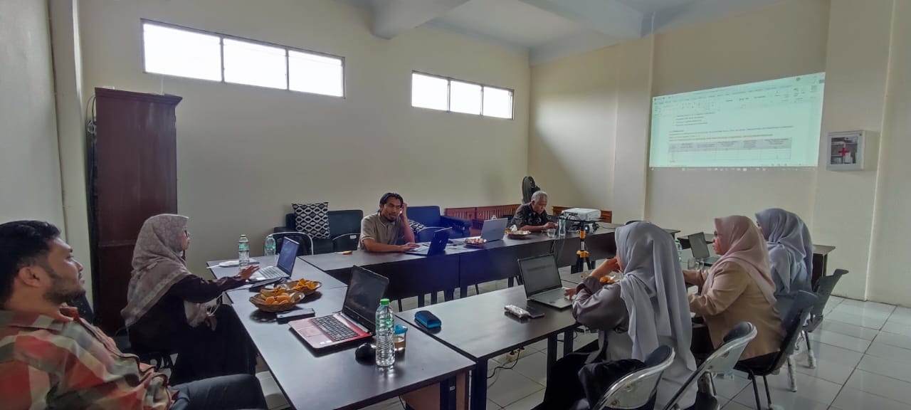 Review LED Prodi PIAUD Bersama Pimpinan dan P2M