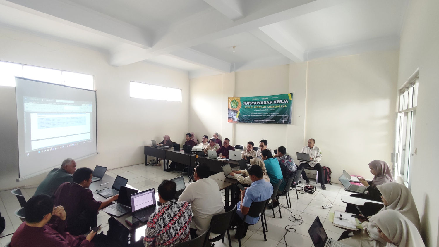 Perkuat Sinergi dan Visi, Tasykil STAI Al Hidayah Tasikmalaya Gelar Musyawarah Kerja 1 Tahun 2026